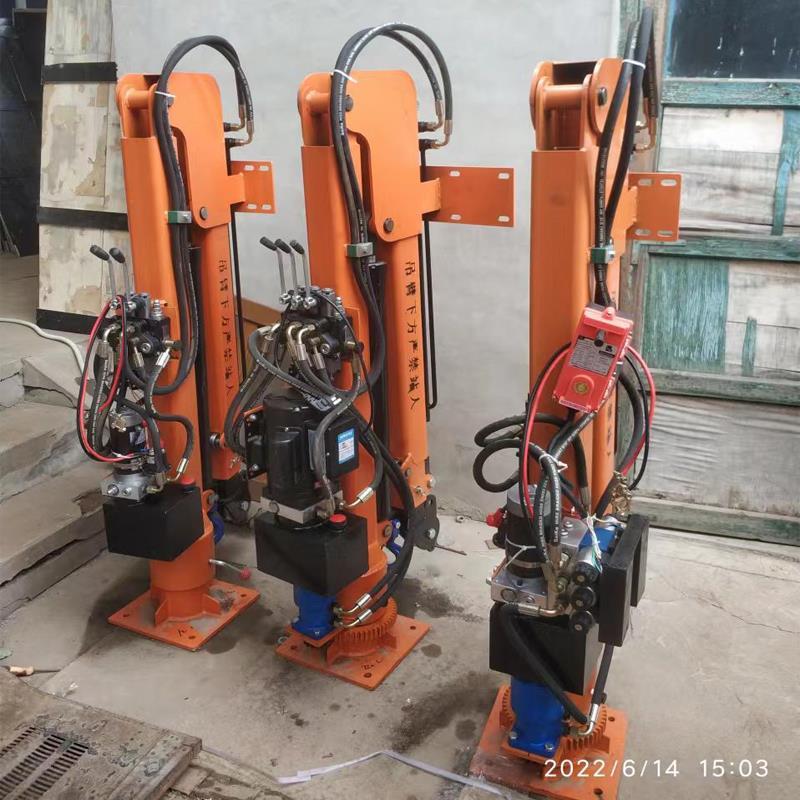 乐都区重汽蓝牌随车吊 3.2吨 国六动力强 液压驱动 农用自卸起重机